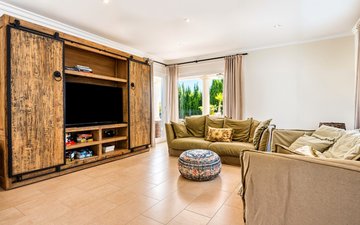 Property slide 10