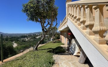 Property slide 33