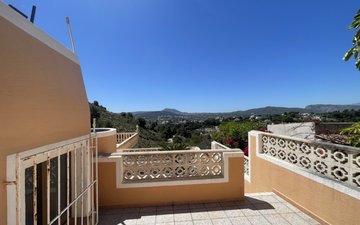 Property slide 48