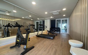 Property slide 18