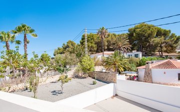 Property slide 8