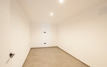 Property slide 21