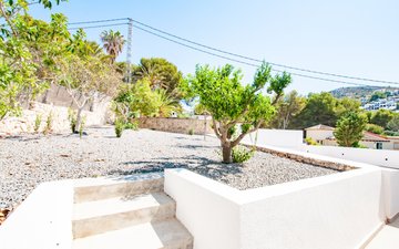 Property slide 30