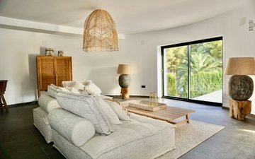 Property slide 17