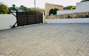 Property slide 34