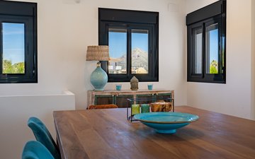 Property slide 21