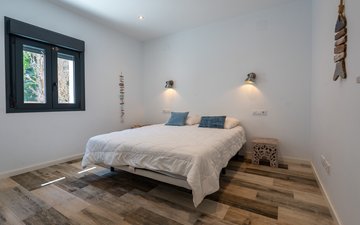 Property slide 43