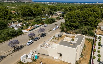 Property slide 21