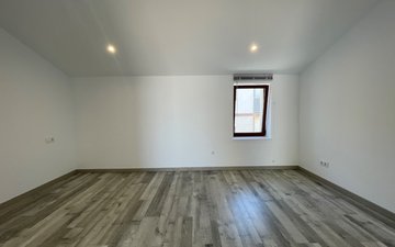 Property slide 25