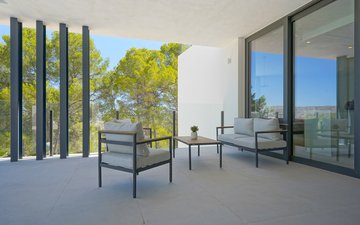 Property slide 8