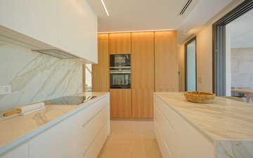Property slide 18