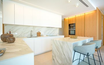 Property slide 19