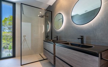 Property slide 28