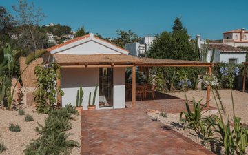 Property slide 18