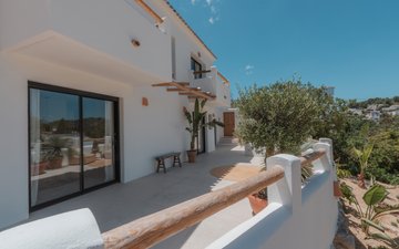Property slide 40
