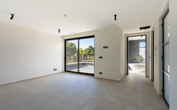 Property slide 24