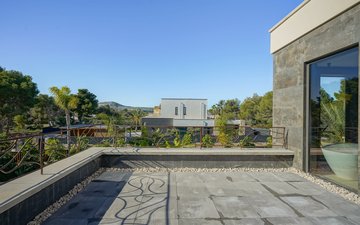 Property slide 30