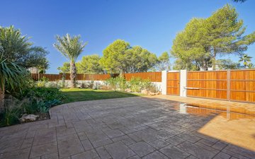 Property slide 40