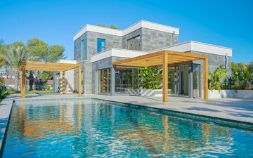 Property slide 46
