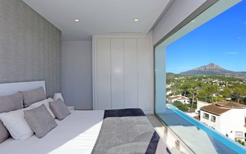 Property slide 19