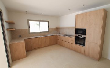 Property slide 15