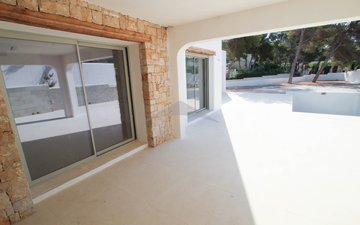 Property slide 20