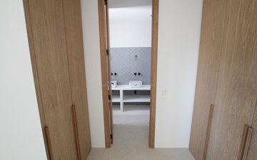 Property slide 31