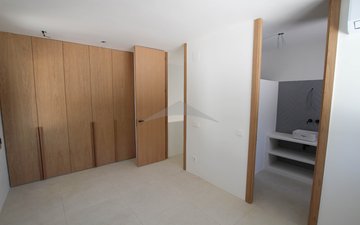 Property slide 38