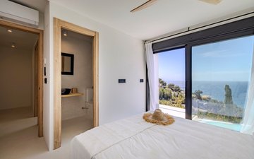 Property slide 25