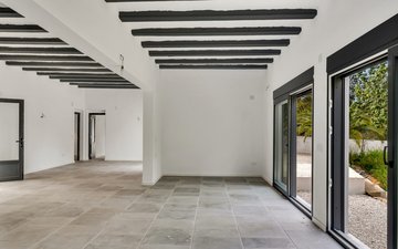 Property slide 14
