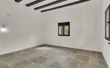 Property slide 31