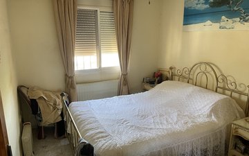 Property slide 14