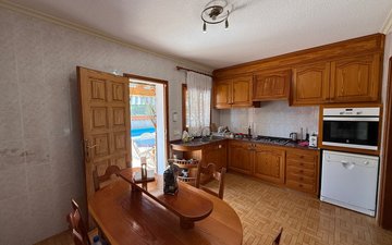 Property slide 19