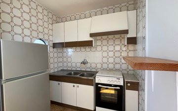 Property slide 7