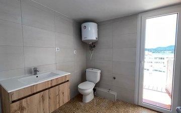 Property slide 10