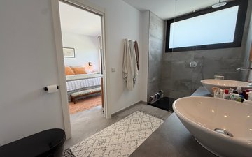 Property slide 34