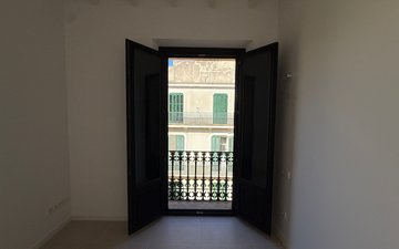 Property slide 14