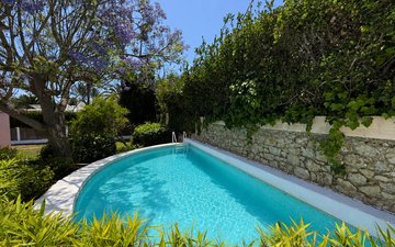 Property slide 4
