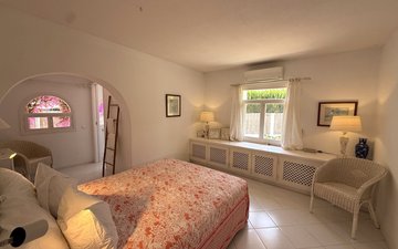 Property slide 19