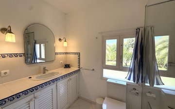 Property slide 30