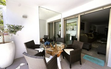 Property slide 19