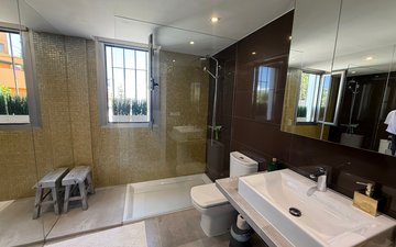 Property slide 24