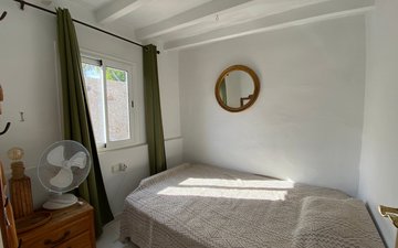 Property slide 16