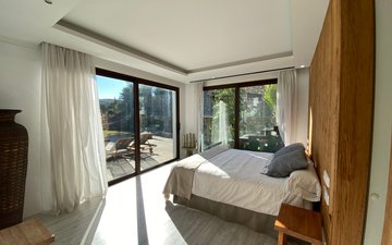Property slide 15