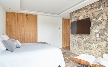 Property slide 18