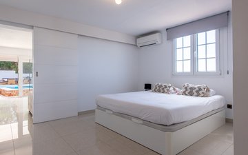 Property slide 28