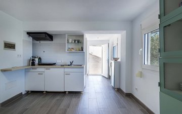 Property slide 33