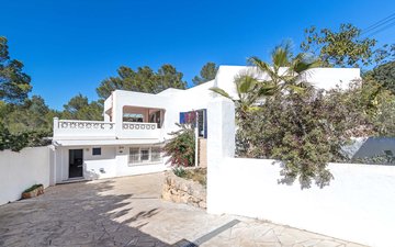 Property slide 44