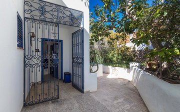 Property slide 27