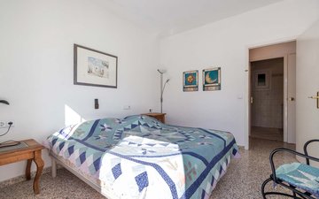 Property slide 18